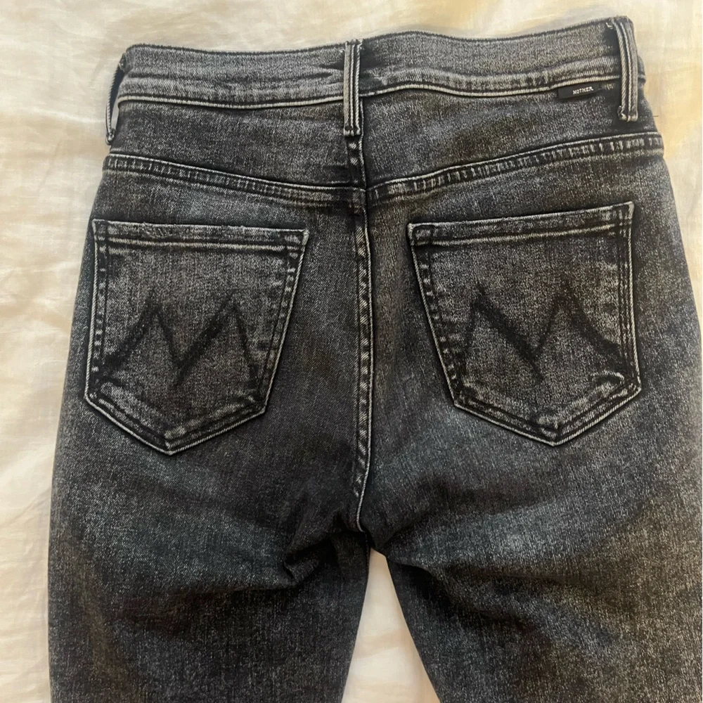 MOTHER The Insider High Rise Crop Step Fray Bootcut Jeans in Train Stops, sz 26